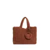 Bolso Tejido de Hilo de Algodón Hecho a Mano de Nicho para Mujer 2025 Invierno Nuevo Estilo Lujo Accesible Elegante Moderno Bolso Bandolera Casual Bolso Cuadrado Pequeño