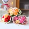 Flor de Jabón Regalo Navideño Rosa Flor Artificial Flor Falsa Ramo Pequeño Recuerdo Accesorio Venta al por Mayor Transfronterizo Ramo Hecho a Mano