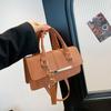 Bolsa Retrô Texturizada 2025 Nova Versátil Bolsa Transversal de Ombro Ins Elegante de Alto Valor Bolsa Pequena Quadrada
