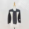 Chal de punto de color liso para mujer, mezcla de seda y lana, capa grande en forma de T para primavera y otoño, para habitaciones con aire acondicionado, chal pequeño gris claro