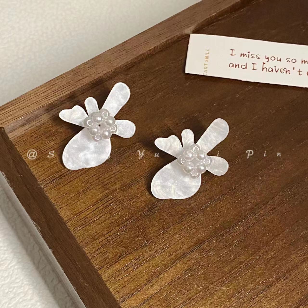 35f0b842d990a18fd54356b003a0e7