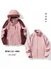 Chaqueta Desmontable 3 en 1 para Mujer 2026 Nueva Otoño e Invierno Exterior Cortavientos con Forro Polar Interior