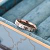 Nuevo Anillo Elegante de Acero de Titanio con Diamantes Estilo Coreano para Mujer Joyería de Mano Popular de Moda INS para Combinar con Todo Anillo de Diamantes para Pareja