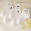 Venta al por mayor del fabricante 2026 Calcetines de venta caliente para mujer, Calcetines tobilleros finos antiolor para primavera y verano, Calcetines cortos dulces y cómodos estilo Ins para niñas