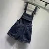2026 Verão Novo Estilo Juvenil Macacão Curto Jeans Azul Profundo Moda Versátil Com Suspensório