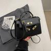 Bolso Kelly Portátil de Alta Gama para Mujer 2024 Nueva Moda de Primavera y Verano Bolso de Hombro Versátil para Viajar Bolso Cruzado