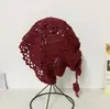 Chapéu de Crochê Vazado Feito à Mão, Estilo Retrô para Viagem, Chapéu com Corda Longa de Celebridade da Internet que Rejuvenesce, Doce e Versátil, Novo Produto de Outono