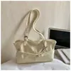 Bolsa Tote de Luxo para o Dia a Dia para Mulheres 2026 Nova Grande Capacidade Couro Macio Retrô Bolsa de Ombro/Axila Bolsa de Mão Simples