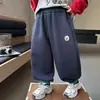 Calça Esportiva Infantil para Meninos Calça de Outono Infantil para Crianças Pequenas Roupas de Outono 2026 Calça de Moletom para Bebê Menino Estilo Primavera e Outono Calça Casual para Meninos