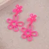 Pendientes Estilo Vacaciones Pendientes de Flor de Acrílico Color Fresco Pequeño Contraste Irregular Hueco Pétalo Pendientes Joyería para Orejas para Mujeres