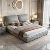 Cama de Lujo Ligero Italiano Piel Oreja de Elefante Dormitorio Principal Respaldo Alto Tapicería Suave Cama Doble Minimalista Moderna Dormitorio Almacenamiento Cama Grande