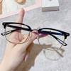 H16152 Estante para Gafas de Caja Tendencia de Negocios Retro Coreano Estilo Harajuku Exclusivo para Hombres Mujeres Sin Energía Se Puede Equipar
