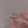 Anillo Cuadrado de Plata de Ley S925 para Pareja Anillo de Flor Retro Francés Perla Diamante Anillo para Mujer Nicho Sentido del Diseño de Lujo Ligero