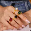 Anillo de piedra de cristal ovalada estilo corte francés, temperamento de lujo, acero de titanio chapado en oro de 18 quilates, joyería de mano para mujer, venta al por mayor