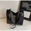 Bolso de Hombro Nuevo de Moda de Gama Alta para Estudiantes y Viajes Diarios para Mujer, Gran Capacidad, Moderno y Versátil