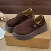 Tênis Casuais Espessos Estilo Retrô Tendência para Mulheres 2026 Novo Slip-On Cobertura Total Plataforma Aumenta Altura Sapatos Birkenstock