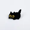 Broche Personalizado Criativo de Gato Preto Desenho Animado Gato Florido de Olhos Grandes Fivela de Pino de Emblema de Liga Aço Estoque Pronto