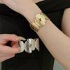 Pulsera Abierta de Mariposa de Flor Metálica Europea y Americana Distintiva Moda Retro Simple Elegante Nicho Pulsera Geométrica para Mujer