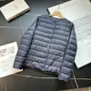 Nueva colección de invierno: chaqueta de plumón simple, versátil, de color sólido, ligera, cálida y delgada. 13608
