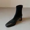 Botines retro de estilo francés ajustados, nueva colección 2024, botines de tacón alto para mujer, diseñados para crear un efecto adelgazante, con tacones gruesos y estilo de bota Martin