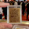 Adesivo de celular estilo Shuibei em ouro puro 999 com motivos de dinheiro e ovelhas, acessório criativo para atrair clientes, brindes no atacado