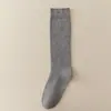 Calcetines Color Café para Mujer, Calcetines de Media Pantorrilla para Primavera y Otoño, Estilo Ins de Moda, Calcetines Largos Adelgazantes, Calcetines de Algodón Grises Nuevos para Otoño e Invierno, Calcetines Holgados