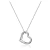 Collar con Colgante de Corazón Hueco Simple y Versátil Estilo Europeo y Americano Cadena para Clavícula Joyería para Mujer Venta al por Mayor