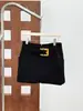 Falda Negra Corta Vintage con Hebilla Metálica Decorada para Mujer, con Pequeño Abertura, Cintura Alta, Diseño A-Line Adelgazante, Cubriendo el Cuerpo y Previniendo la Exposición, Pantalón Falda