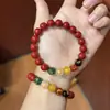 Pulseira de cristal granular de alta concentração de cinábrio vermelho natural para homens e mulheres, pulseira de areia de cinábrio amarelo com contas redondas pequenas do deus da riqueza de cinco vias