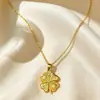 Nuevo Collar de Trébol de Cuatro Hojas de la Suerte Lindo para Mujer, Fresco de Verano y Lujo Ligero Colgante Simple, Collar Versátil Brillante Tridimensional
