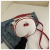 Mochila Pequeña Estilo Coreano Patrón de Lichi Bloques de Color Cereza Venta al por Mayor Verano 2026 Nuevo Bolso de Hombro Cruzado para Teléfono para Mujer