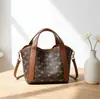 Bolsa Feminina Nova Transfronteiriça 2026 Bolsa Hobo Estampada Retrô Ombro Único Transversal Bolsa de Braço Leve Luxo Versátil