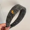 Diadema de Tela Roja de Ala Ancha de Caña Alta para Mujer, Diadema de Lujo de Gama Alta para Uso Diario, Accesorio para el Cabello