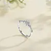 Diseño de Nicho Diamante Rai Diamante Flash Coreano Anillo Versátil Personalizado de Lujo Ligero con Sentido de Gama Alta Anillo para Mujer Estilo Frío de Ins