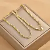 Cadena de clavícula elegante chapada en oro real, diseño de nicho, collar trenzado de alta calidad, collar personalizado para parejas, joyería al por mayor