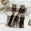 Liquidação de Estoque de Inverno: Cachecol Xadrez de Natal Estilo Coreano para Mulheres, Xale Quente de Falso Caxemira com Toque de Luxo, Adequado para Estudantes