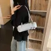 Bolsa Baguete Simples Retrô de Textura de Alta Qualidade 2026 Verão Nova Moda de Nicho Versátil Elegante Bolsa de Ombro de Mão