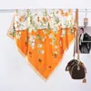 Novo Lenço de Seda Estilo Chinês Elegante Estampado Feminino Versátil Imitação de Seda Pequeno Lenço Quadrado Lenço de Uniforme Lenço para Presente