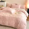 Juego de cama de cuatro piezas de terciopelo de leche en relieve, extra grueso, grado A, perfecto para otoño e invierno, con una sensación lujosa y cálido forro de pelo de conejo