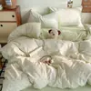 Conjunto de cama em gaze de algodão puro de camada dupla, estilo Ins, com quatro peças, adequado para dormir sem roupa, qualidade Grau A, incluindo uma capa de edredom, lençol de baixo e fronha, perfeito para dormitórios e uso na maternidade, todo feito de 100% algodão