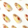 Nuevas Uñas Postizas de Manicura de Venta Caliente Transfronteriza de 24 Piezas Patrón de Hoja de Arce Fresca de Color Cálido Otoño e Invierno Almendra Larga Usables Venta al por Mayor