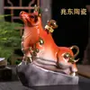 Bote de Vino Vacío Zodiaco Buey 2.5kg Botella Sellada para Licores Doméstica Frasco Cerámica Jingdezhen Jarra de Vino Creativa Caja de Regalo