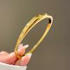Pulsera de Acero de Titanio Yunyao Trébol de Cuatro Hojas Cielo Estrellado Cintura Delgada para Mujer, Diseño de Nicho de Alta Gama, No se Desvanece, Moderno, Venta al por Mayor Transfronteriza