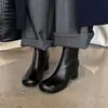 Botas Femininas de Couro Dupla Camada com Salto Bloco no Tornozelo Botas Individuais Outono e Inverno Novas Bico Redondo Zíper Lateral Botas Afuniladoras de Salto Médio Moda Feminina Botas de Tornozelo