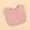 Babero con forma de U de algodón crepé para bebé, babero de color liso para recién nacido, anti-escupitajo, babero personalizado