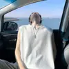 Camiseta sin mangas de cuello en V con textura de rayas verticales para hombre, Chaleco blanco holgado de moda para verano con diseño único, Chaqueta sin mangas