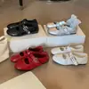 Primer Encuentro Zapatos de Ballet Mary Jane Planos con Tira Cruzada Puntiagudos Redondos que Aumentan la Altura 4.5cm Juveniles para Mujer