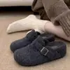 Sapatos Peludos Retro Fechados Slip-On para Mulheres, Adequados para Uso Externo, Novo Estilo Outono e Inverno 2025, Sapatos Preguiçosos de Lã de Cordeiro com Lã Adicional, Sapatos de Algodão Birkenstock