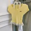 Romance de Ontem Menina Doce Gola Alta Renda Manga Curta Tricô Top para Mulheres Verão Slim Fit Cintura Marcada Curto Irregular Top