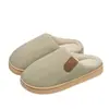 Novas Pantufas Femininas de Algodão para Uso Doméstico Interno no Outono e Inverno de 2026, Pantufas Peludas para Mulheres, Pantufas de Solado Grosso Antiderrapantes para Casais